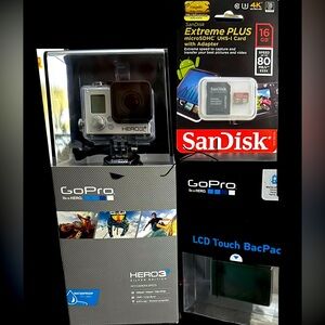 GoPro HERO3+ Silver/GoPro LCD Touchscreen/SanDisk 16GB microSDHC Card w Adapter